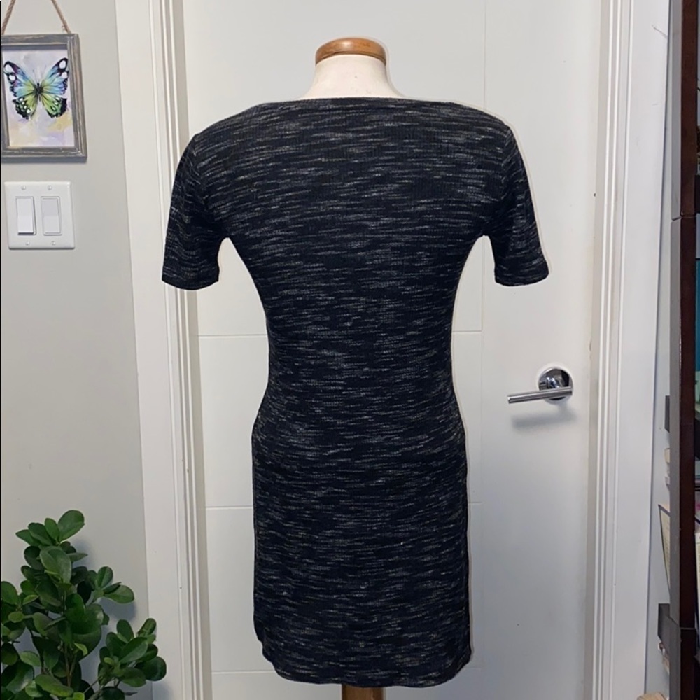 Dynamite Split Side Top In Merle Grey - Picture 4 of 5